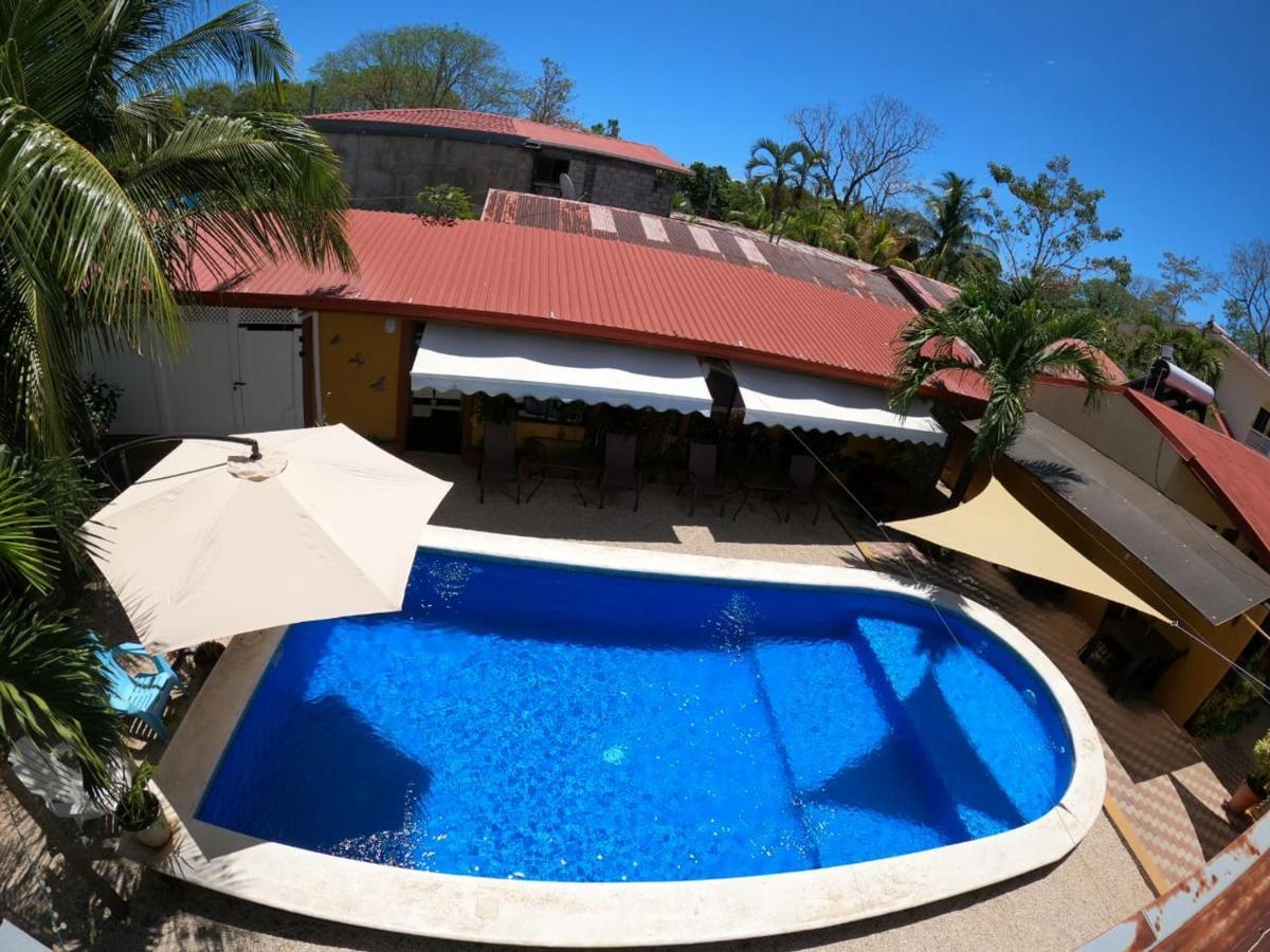 Cabinas El Colibri Puerto Carrillo Exteriör bild